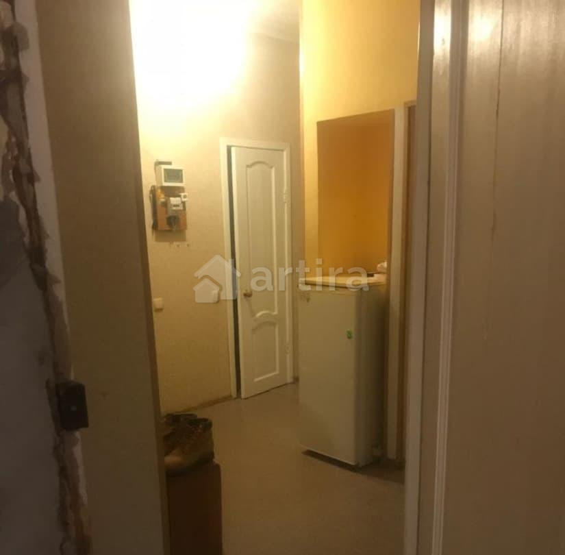 Комната, 12 м2, 3/5 эт. Москва - изображение 1