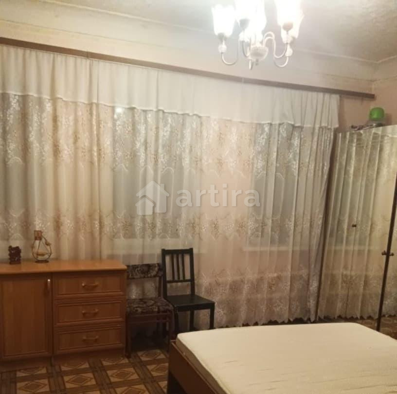 Комната, 20 м2, 1/1 эт. Батайск - изображение 1