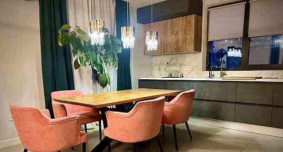 Коттедж, 200 м2, 7 соток, 3 эт. Москва