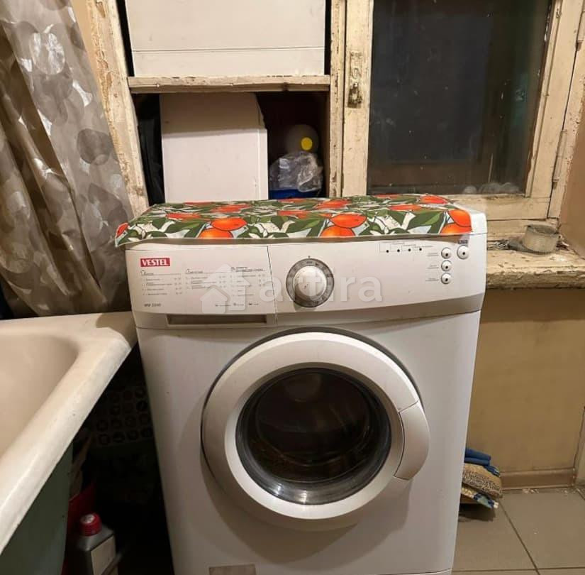 Комната, 122.1 м2, 2/6 эт. Санкт-Петербург - изображение 1