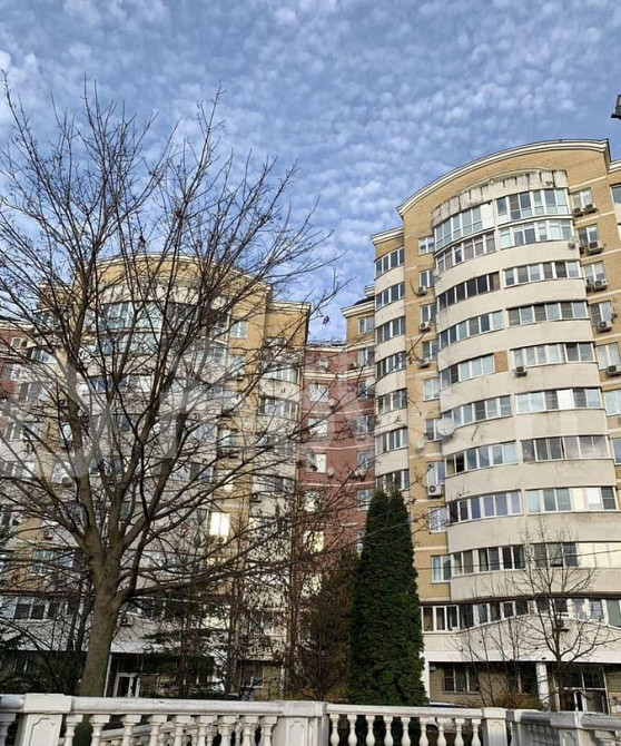 3-комн. квартира, 80.4 м2, 2/10 эт. Москва - изображение 1