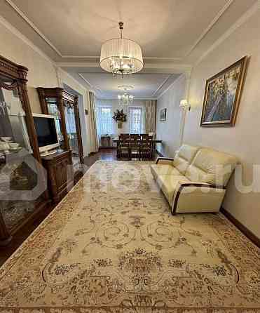 6-комн. квартира, 178.4 м2, 14/22 эт. Москва