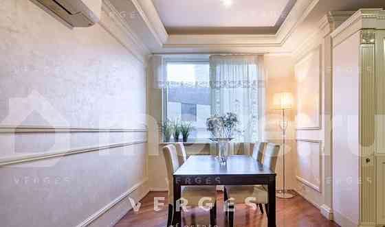 4-комн. квартира, 206.3 м2, 5/48 эт. Москва