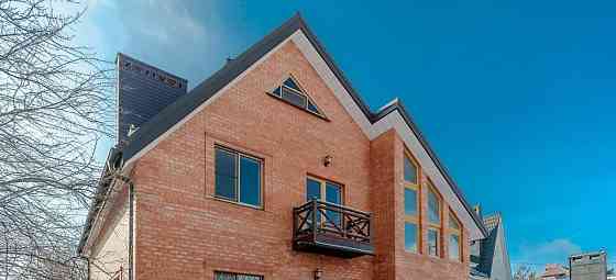 Дом, 300 м2, 10 соток, 3 эт. Аксай