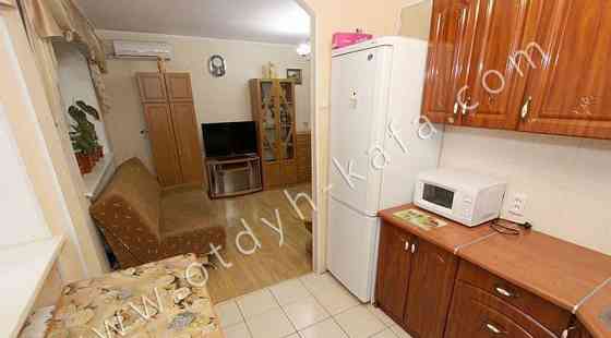 3-комн. квартира, 68 м2, 1/5 эт. Феодосия