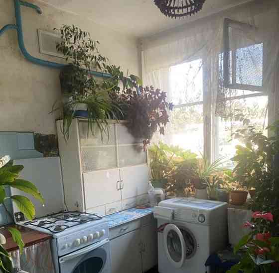 Комната, 15 м2, 1/5 эт. Москва