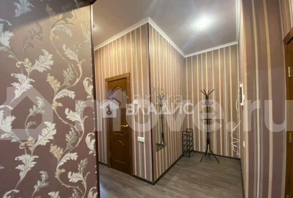 2-комн. квартира, 70.2 м2, 2/8 эт. Москва - изображение 2