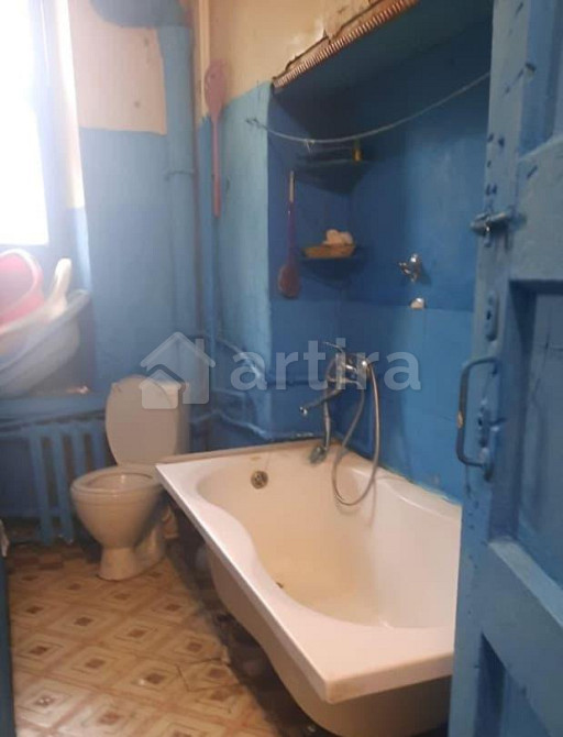 Комната, 70 м2, 3/3 эт. Красноярск - изображение 2