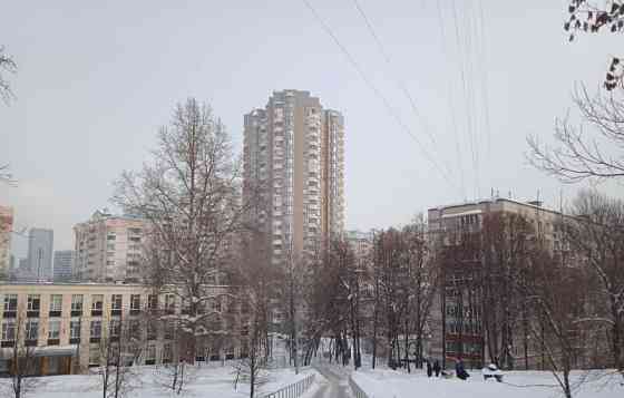 1-комн. квартира, 37 м2, 3/24 эт. Москва