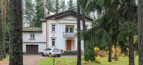 Дом, 390 м2, 30 соток, 3 эт. Рощино