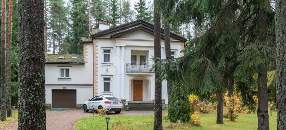 Дом, 390 м2, 30 соток, 3 эт. Рощино - изображение 1