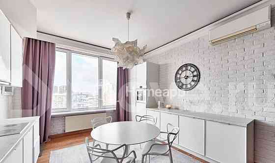 3-комн. квартира, 96 м2, 13/39 эт. Москва