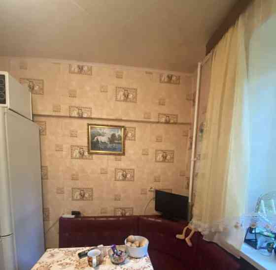 Комната, 80 м2, 1/5 эт. Москва