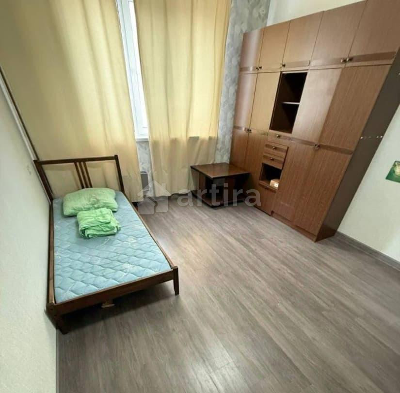 Комната, 14 м2, 10/17 эт. Москва - изображение 1