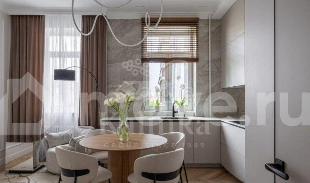 4-комн. квартира, 92.7 м2, 5/10 эт. Москва - изображение 1