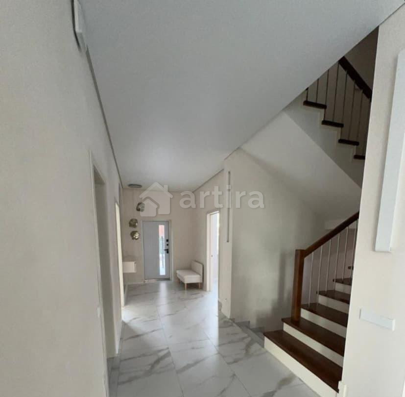 Коттедж, 260 м2, 7 соток, 2 эт. Истра - изображение 2