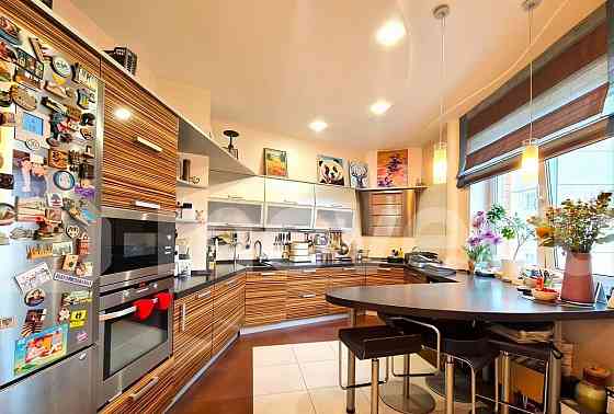 4-комн. квартира, 113.7 м2, 15/22 эт. Москва