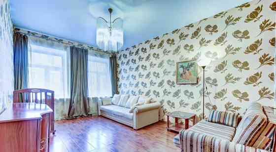 2-комн. квартира, 65 м2, 3/3 эт. Санкт-Петербург