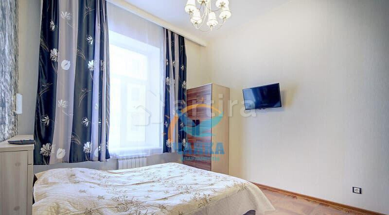 2-комн. квартира, 65 м2, 2/4 эт. Санкт-Петербург - изображение 1