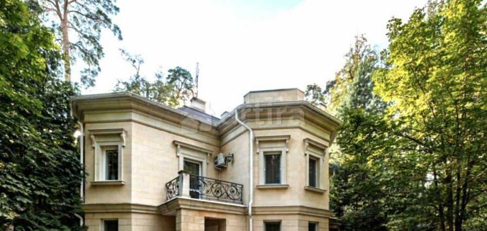 Дом, 380 м2, 21 сотка, 4 эт. Красногорск - изображение 1