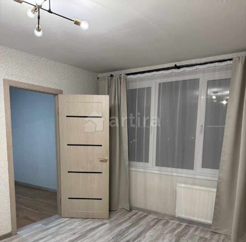 Комната, 27 м2, 4/5 эт. Санкт-Петербург - изображение 1