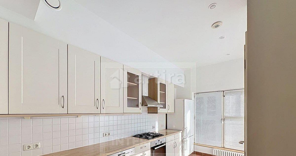 Коттедж, 160 м2, 2 сотки, 3 эт. Москва - изображение 2