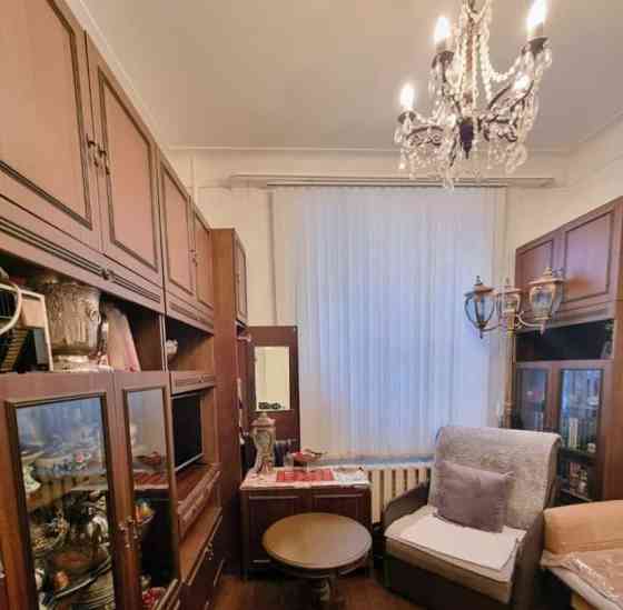 Комната, 10 м2, 3/5 эт. Москва