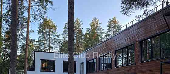 Коттедж, 1496.1 м2, 1.1 га, 2 эт. Рощино