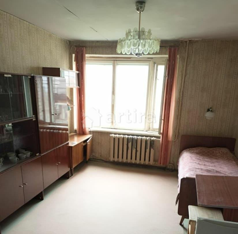 Комната, 80 м2, 9/9 эт. Санкт-Петербург - изображение 1