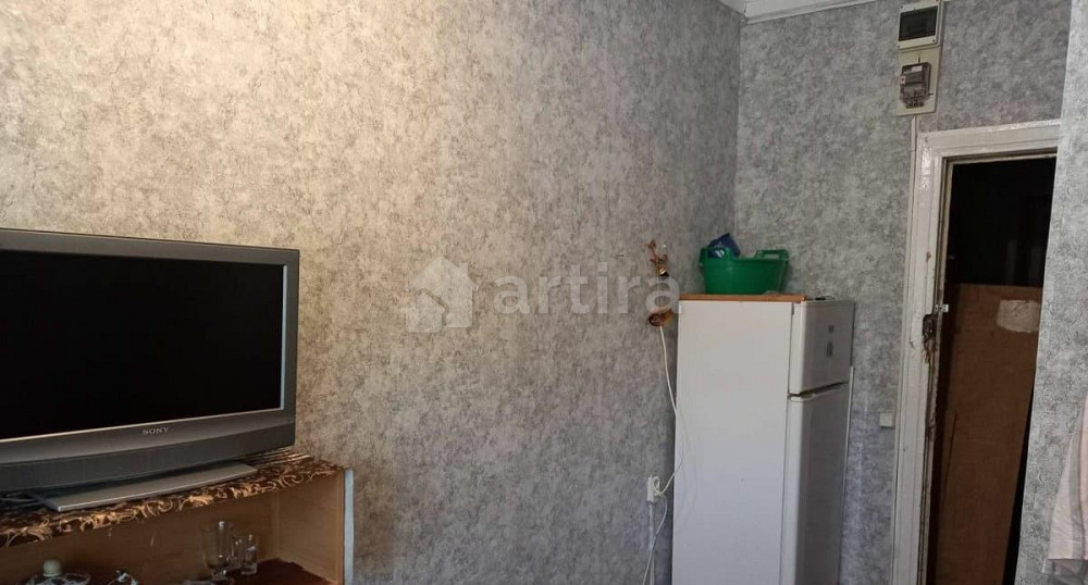 Комната, 418 м2, 2/2 эт. Гатчина - изображение 3