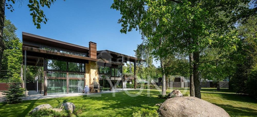 Дом, 697.1 м2, 20 соток, 3 эт. Санкт-Петербург - изображение 1