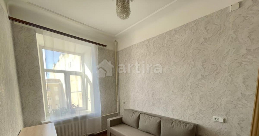 Комната, 72 м2, 5/8 эт. Санкт-Петербург - изображение 1