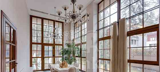 Дом, 575 м2, 48 соток, 2 эт. Москва