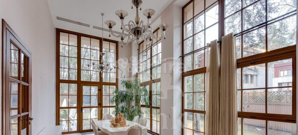 Дом, 575 м2, 48 соток, 2 эт. Москва - изображение 1