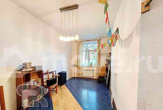 4-комн. квартира, 97 м2, 1/5 эт. Москва