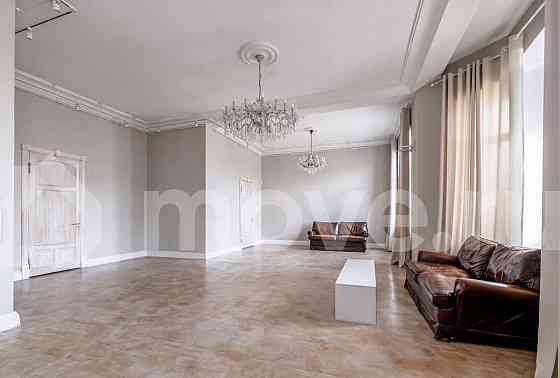 4-комн. квартира, 210 м2, 5/5 эт. Москва