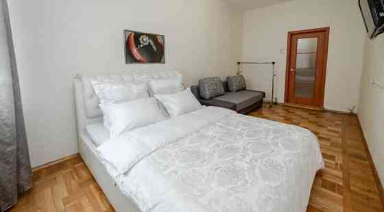 1-комн. квартира, 27 м2, 2/9 эт. Екатеринбург