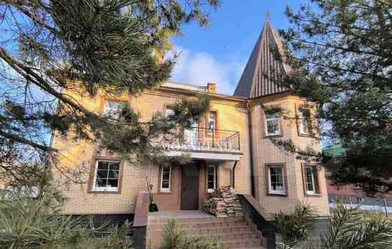 Коттедж, 600 м2 Лобня