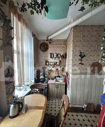 4-комн. квартира, 95 м2, 3/6 эт. Москва