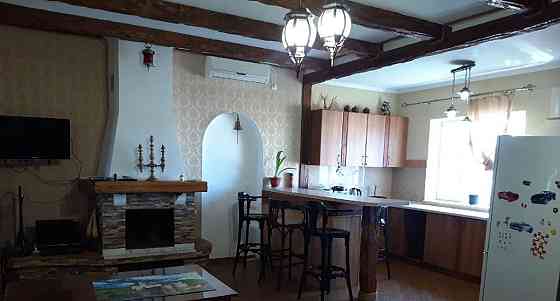 Дом, 85 м2, 4 сотки, 2 эт. Евпатория