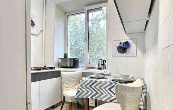 3-комн. квартира, 69 м2, 3/5 эт. Москва