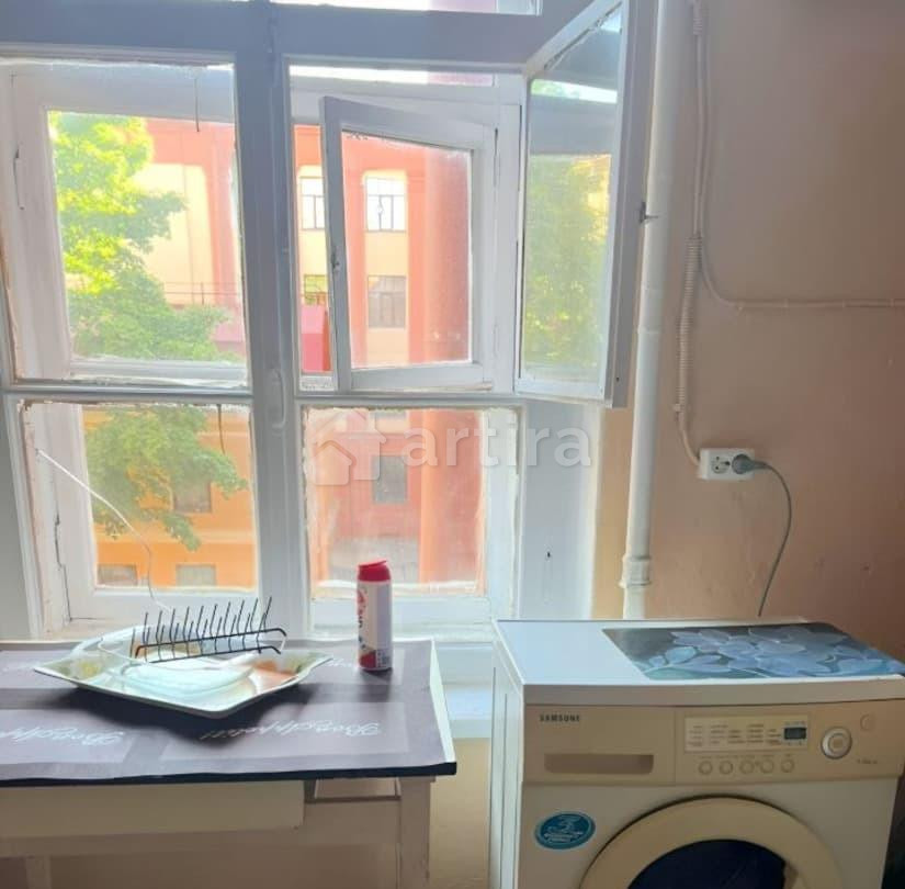 Комната, 100 м2, 3/5 эт. Санкт-Петербург - изображение 2