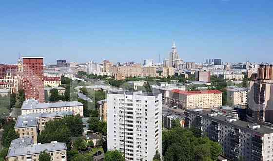 2-комн. квартира, 80 м2, 19/27 эт. Москва