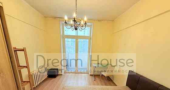 Комната, 15.7 м2, 4/7 эт. Москва