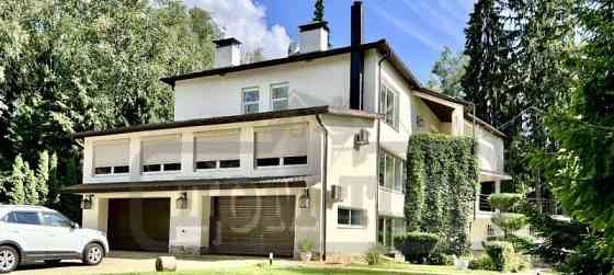 Коттедж, 1000 м2 Наро-Фоминск