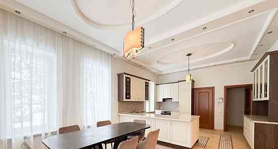 Коттедж, 800 м2, 42 сотки, 3 эт. Одинцово