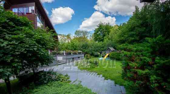 Коттедж, 950 м2 Мытищи