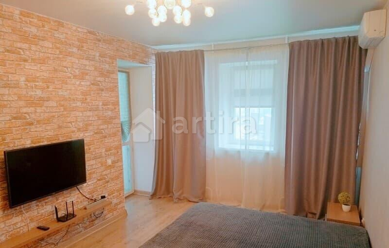 1-комн. квартира, 46 м2, 8/9 эт. Тюмень - изображение 1