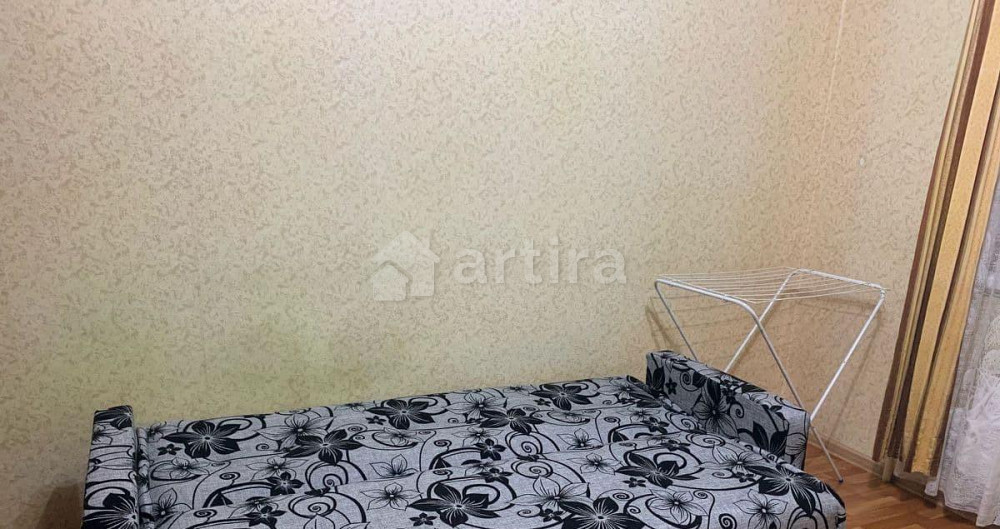 Комната, 14 м2, 4/17 эт. Москва - изображение 1