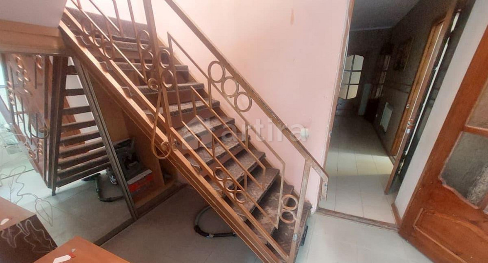 Дом, 200 м2, 8 соток, 2 эт. Симферополь - изображение 2